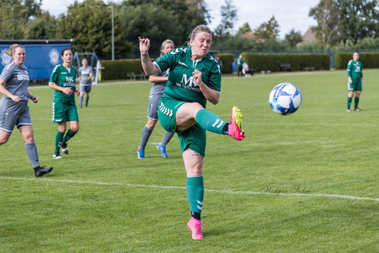 Bild 311 - F Boenebuettel-Husberg - SV Gruen-Weiss Siebenbaeumen : Ergebnis: 2:4